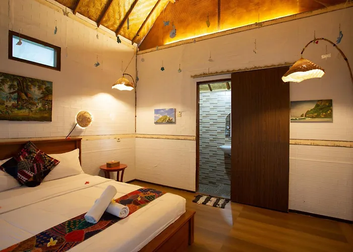 Fullmoon Homestay Toyapakeh